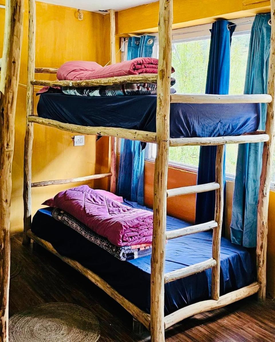 Hostel 360 Degree, Jibhi Экстерьер фото